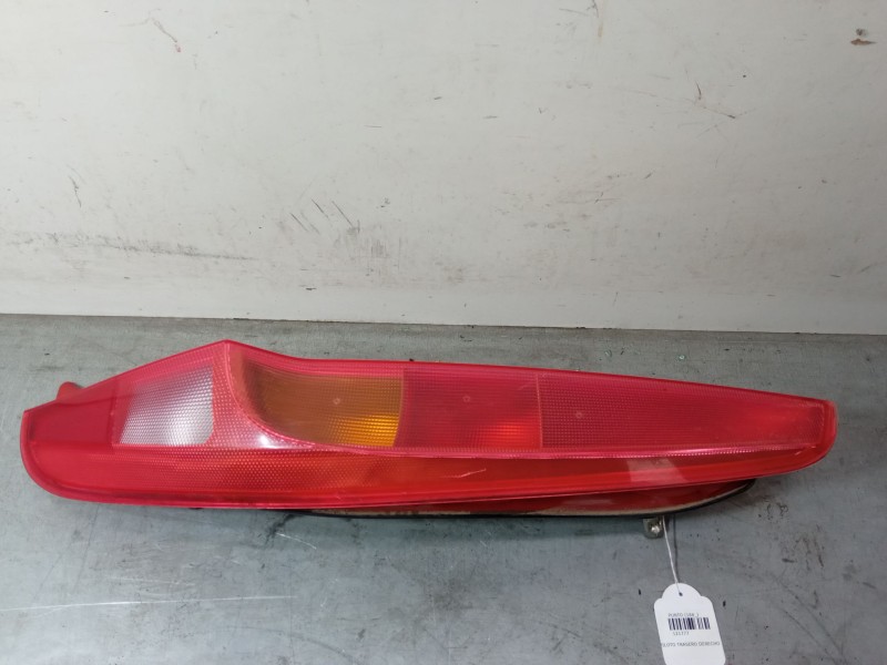 Recambio de piloto trasero derecho para fiat punto (188_) 1.2 60 (188.030, .050, .130, .150, .230, .250) referencia OEM IAM 4681
