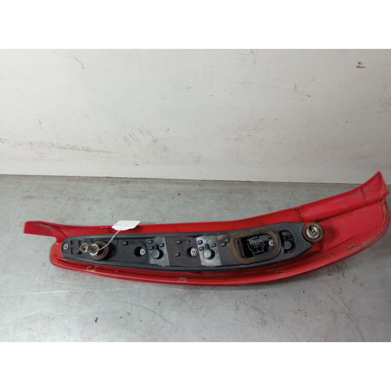 Recambio de piloto trasero derecho para fiat punto (188_) 1.2 60 (188.030, .050, .130, .150, .230, .250) referencia OEM IAM 4681