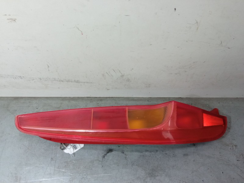 Recambio de piloto trasero izquierdo para fiat punto (188_) 1.2 60 (188.030, .050, .130, .150, .230, .250) referencia OEM IAM   