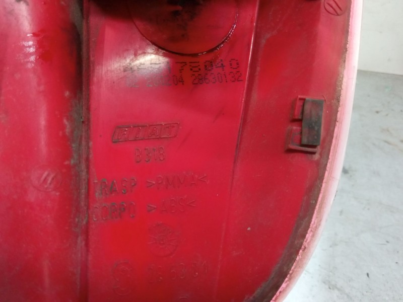 Recambio de piloto trasero izquierdo para fiat punto (188_) 1.2 60 (188.030, .050, .130, .150, .230, .250) referencia OEM IAM   