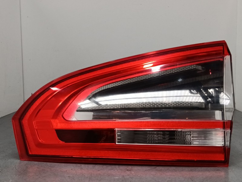 Recambio de piloto trasero porton derecho para ford s-max (wa6) 2.0 tdci referencia OEM IAM AM2113A602AF  
