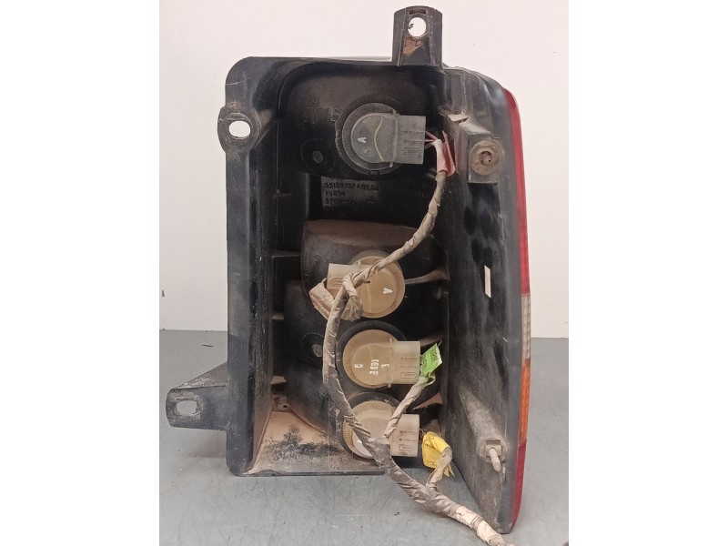 Recambio de piloto trasero izquierdo para jeep grand cherokee i (zj, zg) 4.0 i 4x4 (z) referencia OEM IAM 55155735  