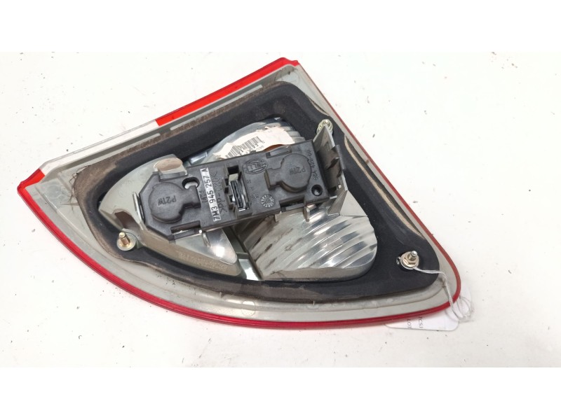 Recambio de piloto trasero porton izquierdo para ford galaxy i (wgr) 1.9 tdi referencia OEM IAM 7M5945093C  