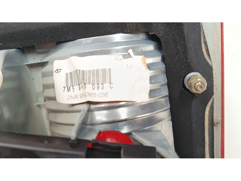 Recambio de piloto trasero porton izquierdo para ford galaxy i (wgr) 1.9 tdi referencia OEM IAM 7M5945093C  