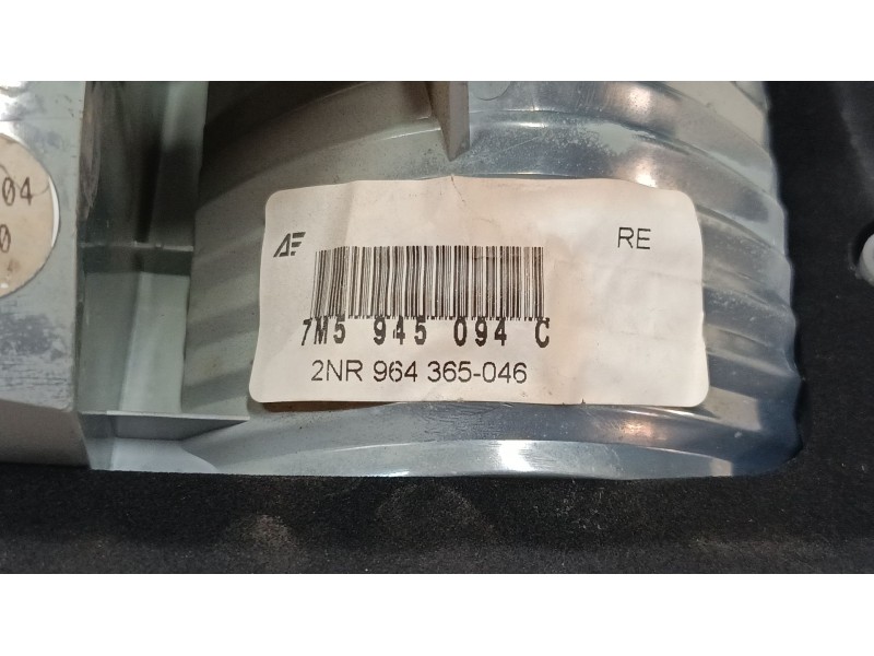 Recambio de piloto trasero porton derecho para ford galaxy i (wgr) 1.9 tdi referencia OEM IAM 7M5945094C  