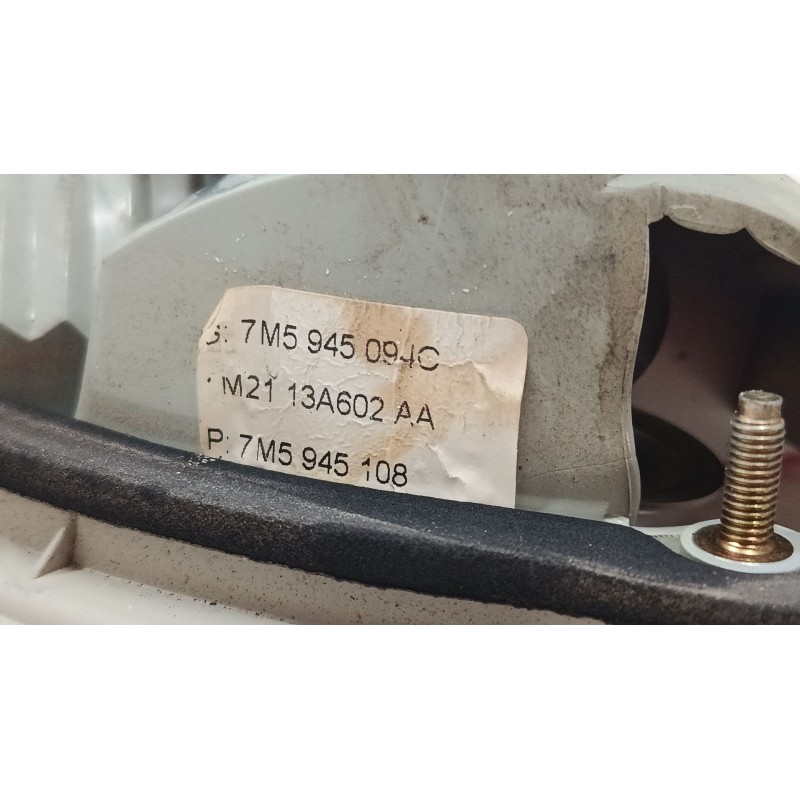 Recambio de piloto trasero porton derecho para ford galaxy i (wgr) 1.9 tdi referencia OEM IAM 7M5945094C  