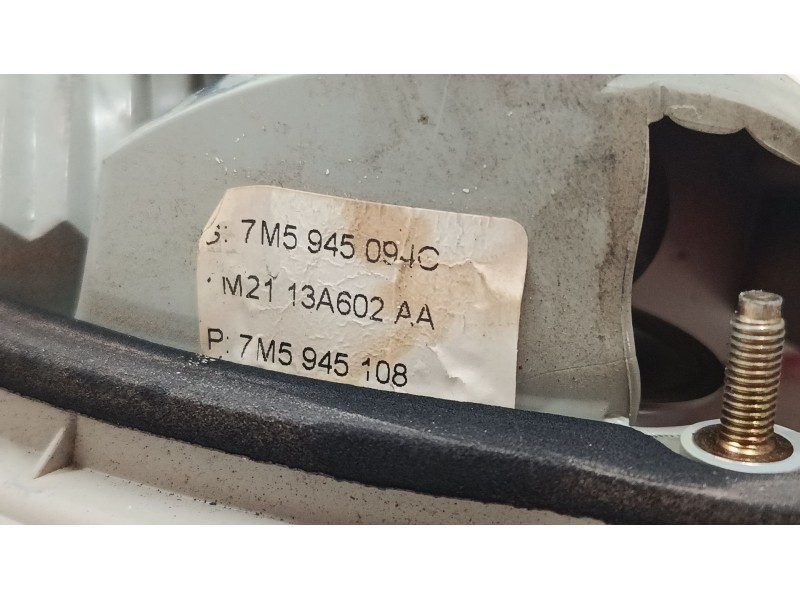Recambio de piloto trasero porton derecho para ford galaxy i (wgr) 1.9 tdi referencia OEM IAM 7M5945094C  