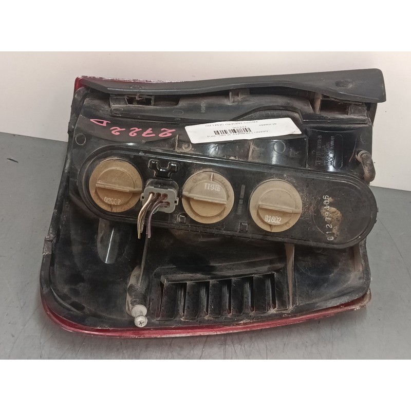 Recambio de piloto trasero derecho para jeep grand cherokee ii (wj, wg) 3.1 td 4x4 referencia OEM IAM 083331925RB  