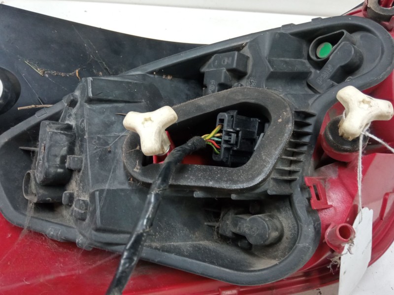 Recambio de piloto trasero derecho para peugeot 308 i (4a_, 4c_) 1.6 hdi referencia OEM IAM 9680425680  