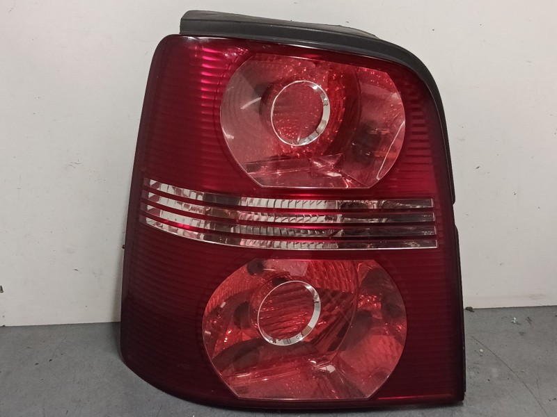 Recambio de piloto trasero izquierdo para volkswagen touran (1t1, 1t2) 1.9 tdi referencia OEM IAM 1T0945095J  