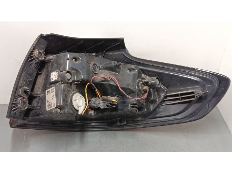 Recambio de piloto trasero izquierdo para opel zafira tourer c (p12) 1.4 (75) referencia OEM IAM 39033314 428448700 