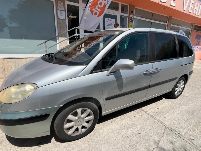 peugeot 807 (eb_) del año 2004