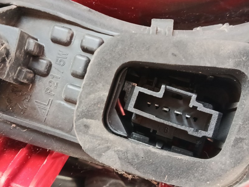 Recambio de piloto trasero izquierdo para peugeot 3008 i monospace (0u_) 2.0 hdi 150 / bluehdi 150 referencia OEM IAM 9683460880