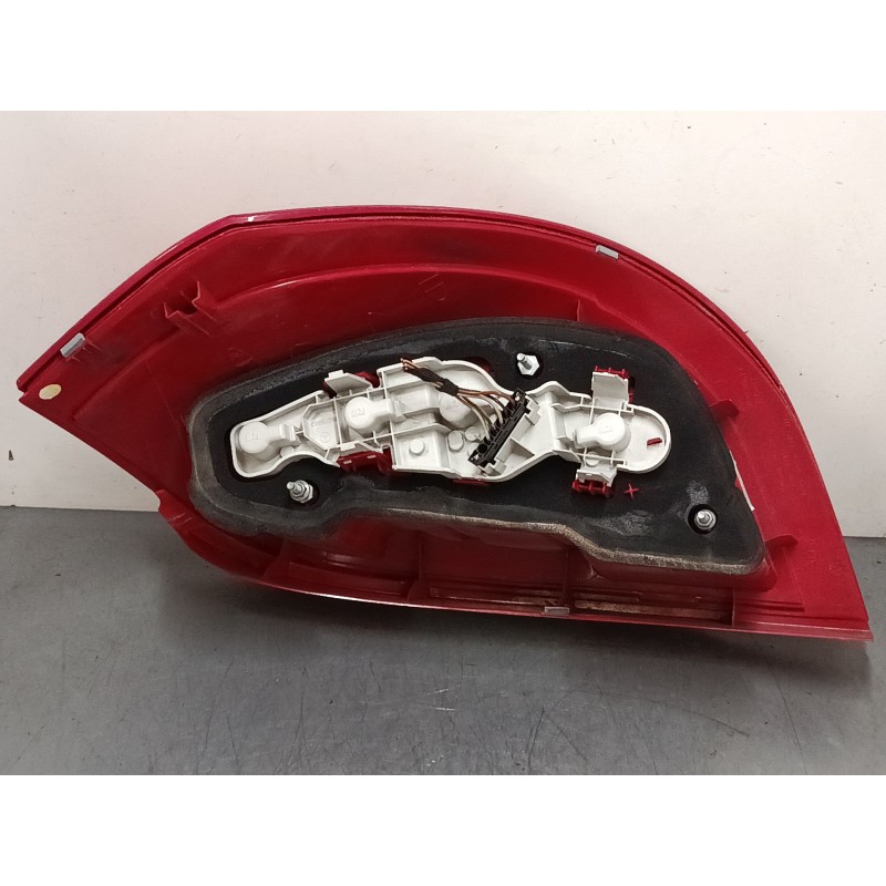 Recambio de piloto trasero izquierdo para mercedes-benz clase a (w169) a 160 (169.031, 169.331) referencia OEM IAM A1698202964  