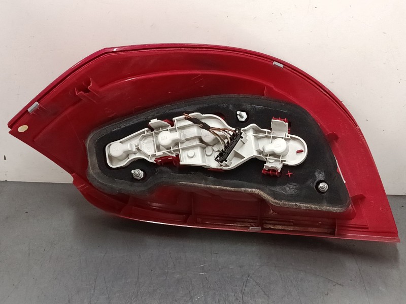Recambio de piloto trasero izquierdo para mercedes-benz clase a (w169) a 160 (169.031, 169.331) referencia OEM IAM A1698202964  