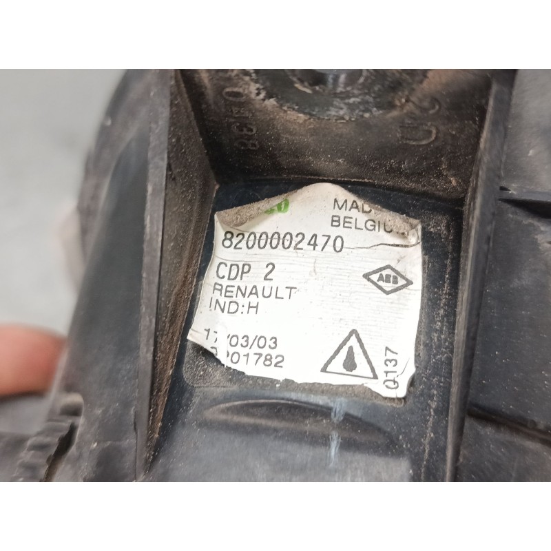 Recambio de faro antiniebla derecho para renault clio ii (bb_, cb_) 1.4 16v (b/cb0p, bb13) referencia OEM IAM   