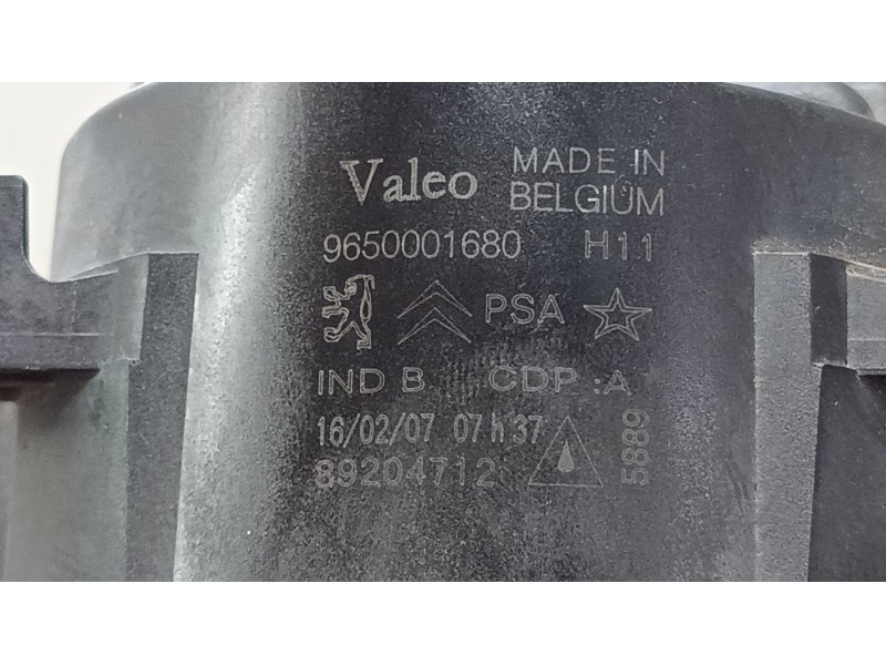Recambio de faro antiniebla derecho para peugeot 207/207+ (wa_, wc_) 1.6 hdi referencia OEM IAM   
