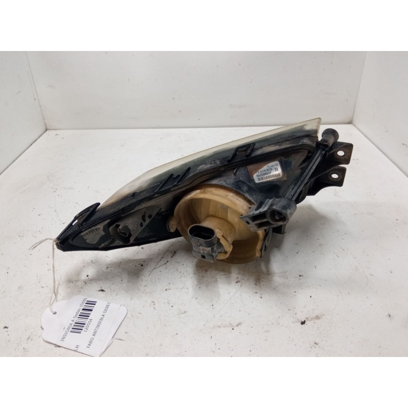 Recambio de faro antiniebla derecho para opel insignia a sedán (g09) 2.0 cdti (69) referencia OEM IAM   