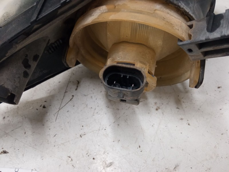 Recambio de faro antiniebla derecho para opel insignia a sedán (g09) 2.0 cdti (69) referencia OEM IAM   
