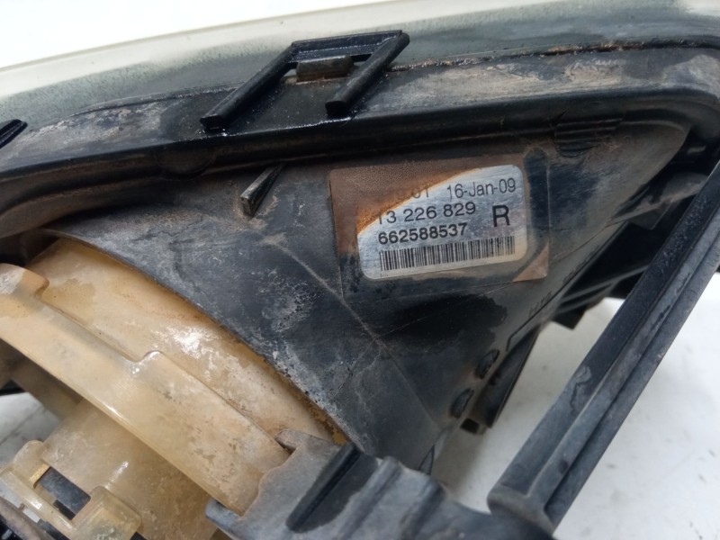 Recambio de faro antiniebla derecho para opel insignia a sedán (g09) 2.0 cdti (69) referencia OEM IAM   
