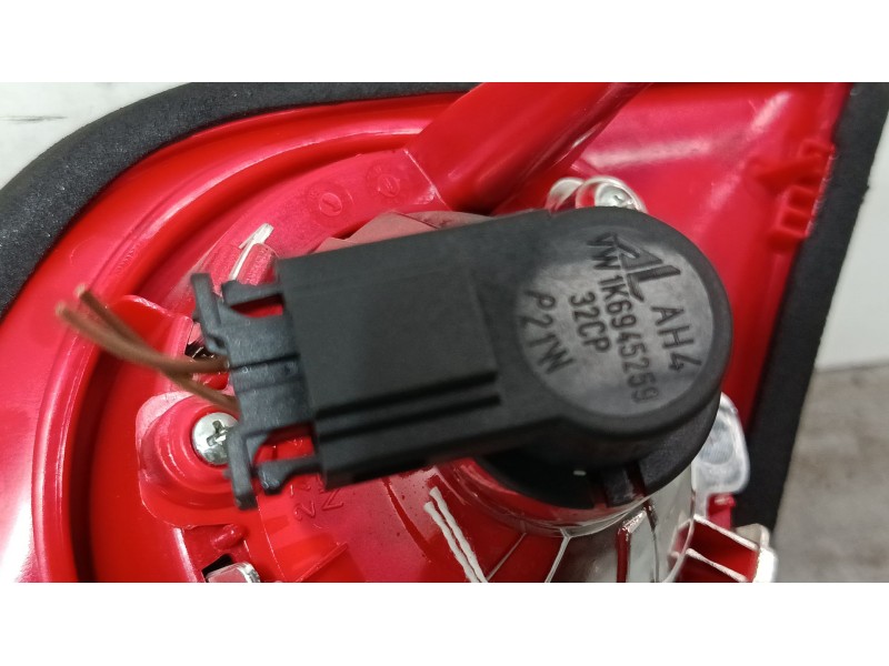 Recambio de piloto trasero porton izquierdo para volkswagen passat b6 (3c2) 2.0 tdi referencia OEM IAM 3C5945093E  