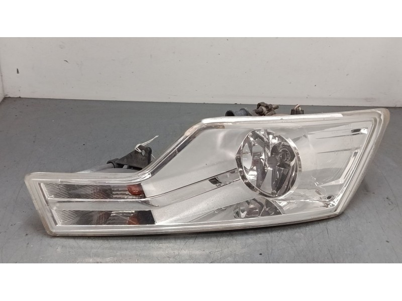 Recambio de faro antiniebla derecho para citroën c5 iii break (rw_) 2.0 hdi referencia OEM IAM   