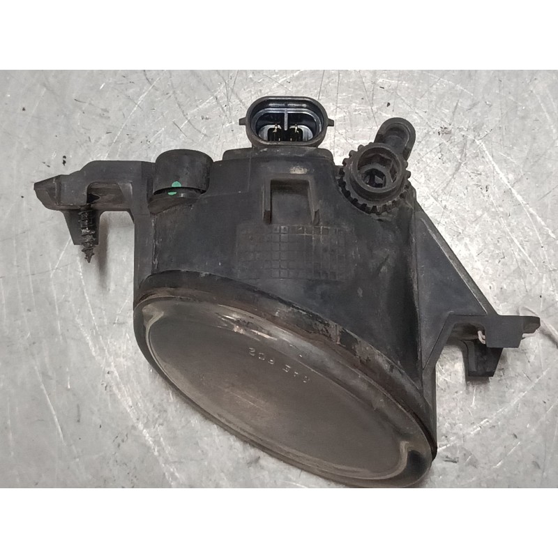 Recambio de faro antiniebla izquierdo para renault clio ii (bb_, cb_) 1.4 16v (b/cb0p, bb13) referencia OEM IAM   