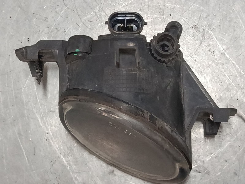 Recambio de faro antiniebla izquierdo para renault clio ii (bb_, cb_) 1.4 16v (b/cb0p, bb13) referencia OEM IAM   