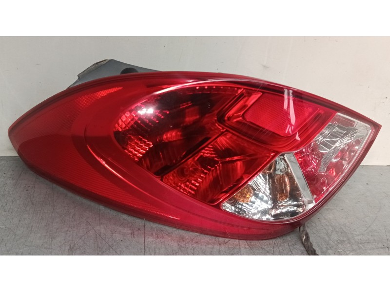 Recambio de piloto trasero izquierdo para hyundai i20 i (pb, pbt) 1.2 referencia OEM IAM 924014P500  