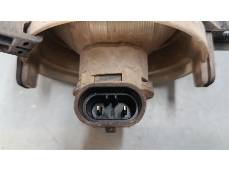 Recambio de faro antiniebla izquierdo para opel zafira / zafira family b (a05) 1.7 cdti (m75) referencia OEM IAM   