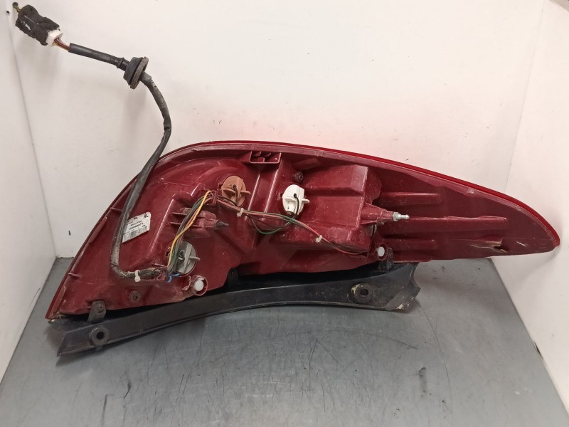 Recambio de piloto trasero derecho para hyundai i20 i (pb, pbt) 1.2 referencia OEM IAM 924024P500  