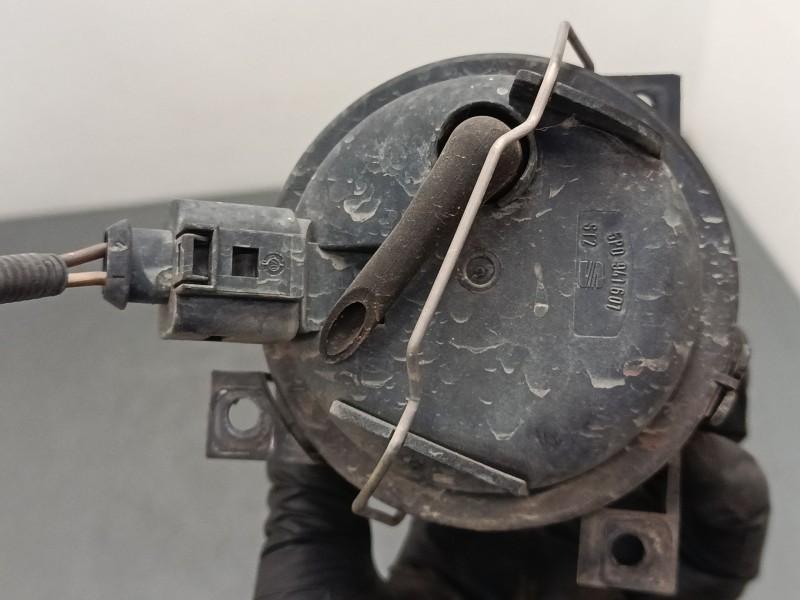 Recambio de faro antiniebla izquierdo para seat ibiza iii (6l1) 1.9 tdi referencia OEM IAM   