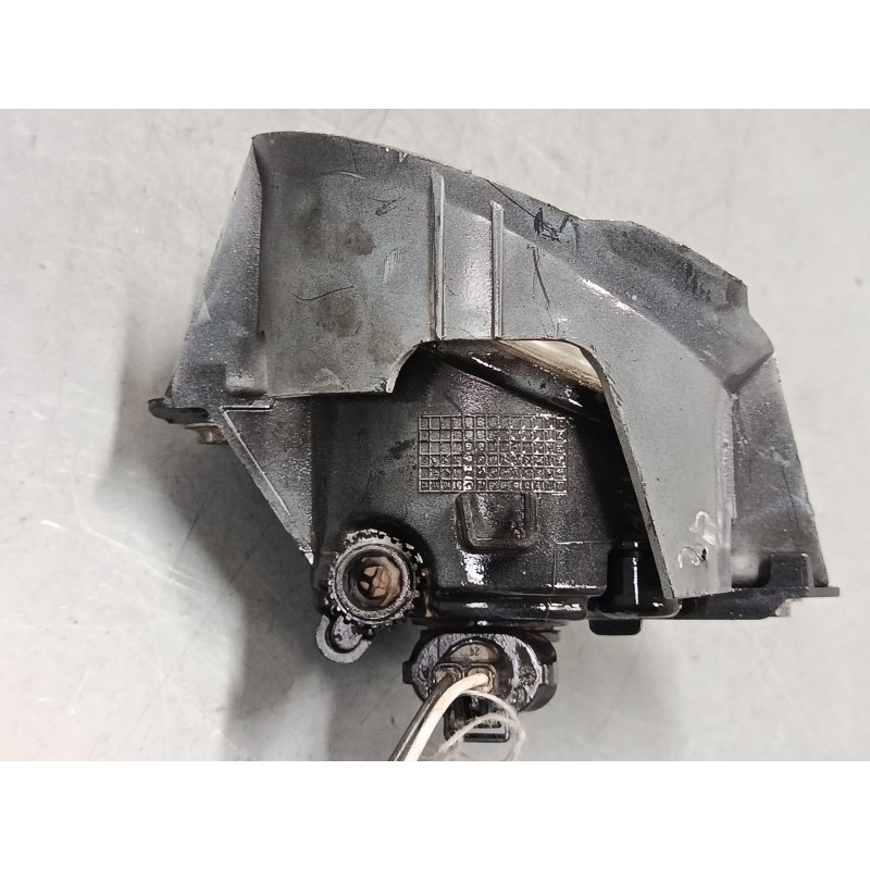 Recambio de faro antiniebla derecho para renault clio ii (bb_, cb_) 1.5 dci (b/cb08) referencia OEM IAM   