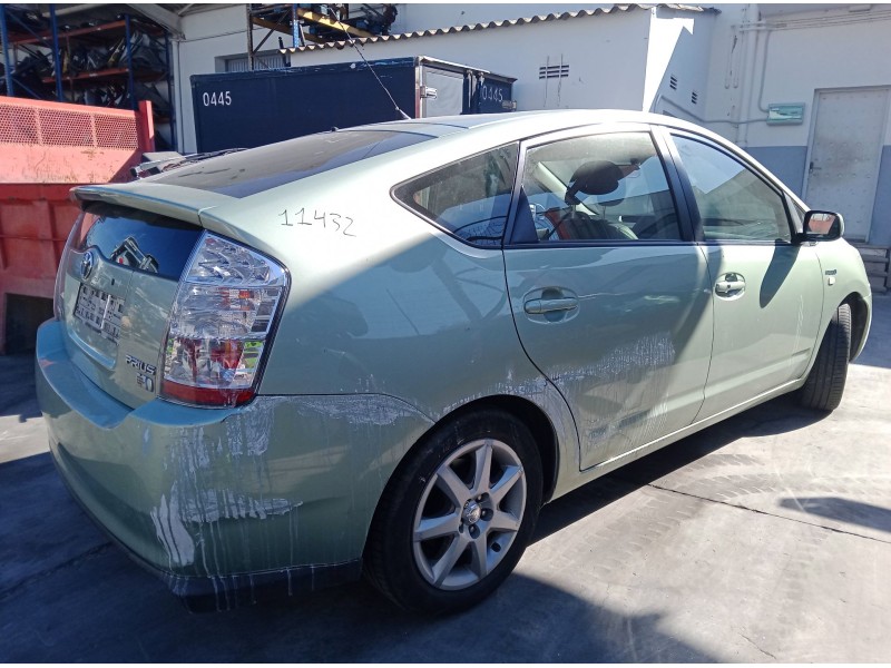toyota prius liftback (_w2_) del año 2008