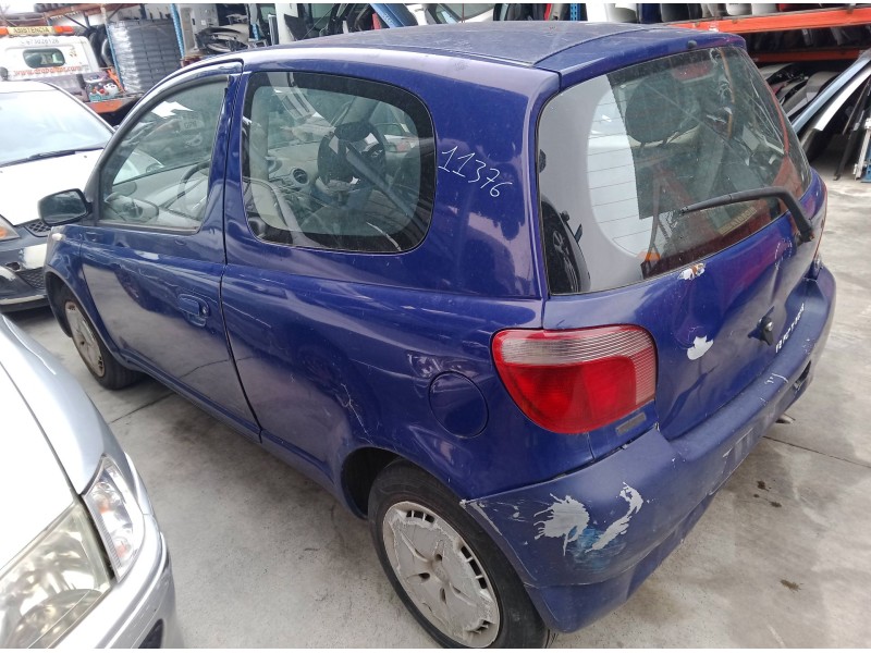 toyota yaris (_p1_) del año 2000
