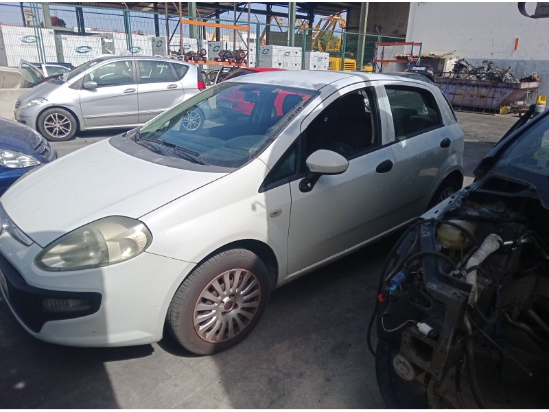 fiat grande punto van (199_) del año 2011