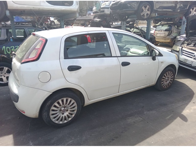 fiat grande punto van (199_) del año 2011