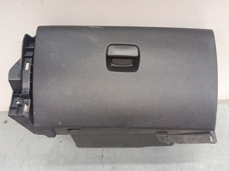 Recambio de guantera para opel vivaro b autobús (x82) 1.6 cdti (06) referencia OEM IAM 681084386R  