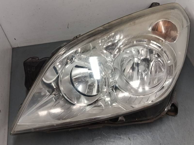 FARO IZQUIERDO 1EG27037041 