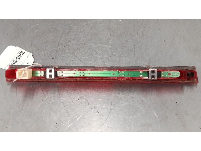 Recambio de luz central de freno para renault megane ii (bm0/1_, cm0/1_) 1.5 dci (bm1e, cm1e) referencia OEM IAM 8200073239 8939