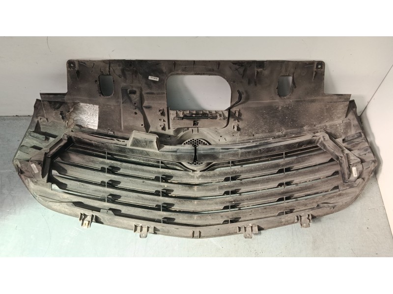 Recambio de rejilla capo grande para opel vivaro b autobús (x82) 1.6 cdti (06) referencia OEM IAM 93452299 214B37781R 214B25126R