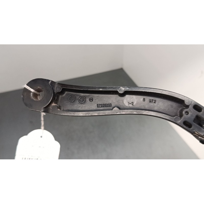 Recambio de brazo limpia delantero izquierdo para opel vivaro b autobús (x82) 1.6 cdti (06) referencia OEM IAM 93867989  