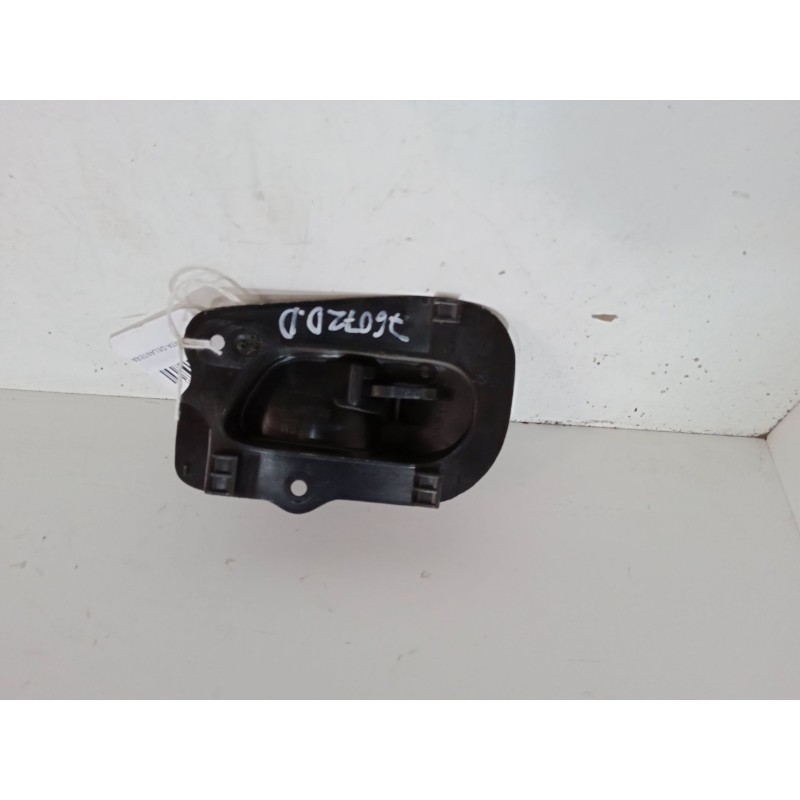 Recambio de maneta interior puerta delantera derecha para opel corsa b (s93) 1.0 i 12v (f08, f68, m68) referencia OEM IAM   
