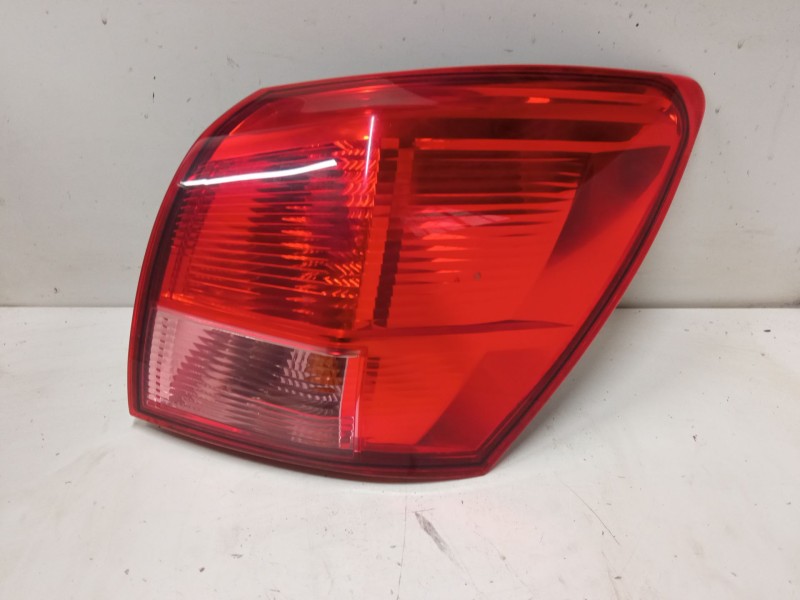Recambio de piloto trasero derecho para nissan qashqai i (j10, nj10) 1.6 referencia OEM IAM 89504380  