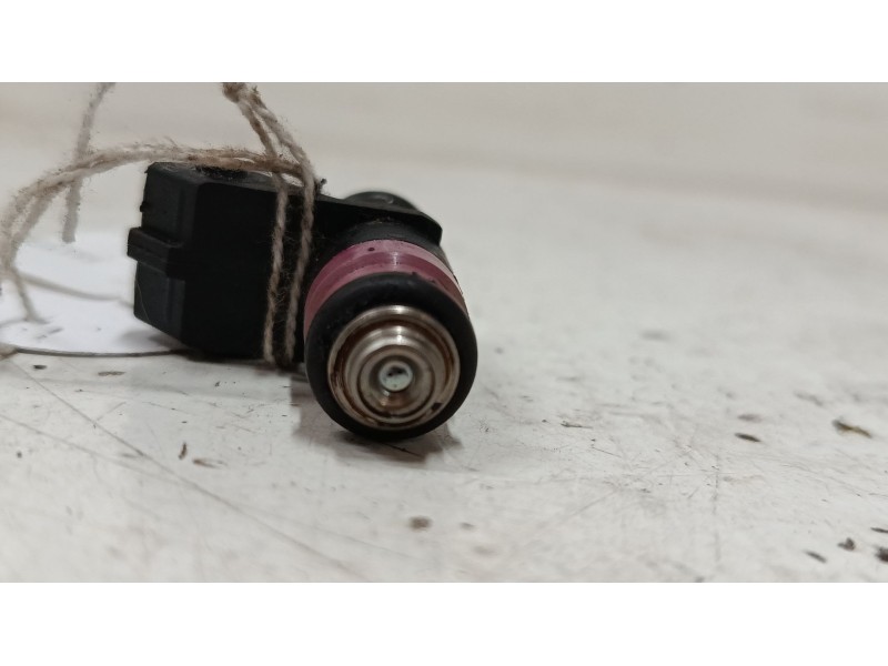 Recambio de inyector para renault grand scénic ii (jm0/1_) 1.6 referencia OEM IAM H132259  