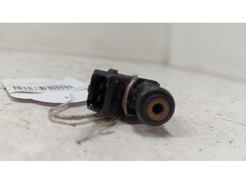 Recambio de inyector para renault grand scénic ii (jm0/1_) 1.6 referencia OEM IAM H132259  
