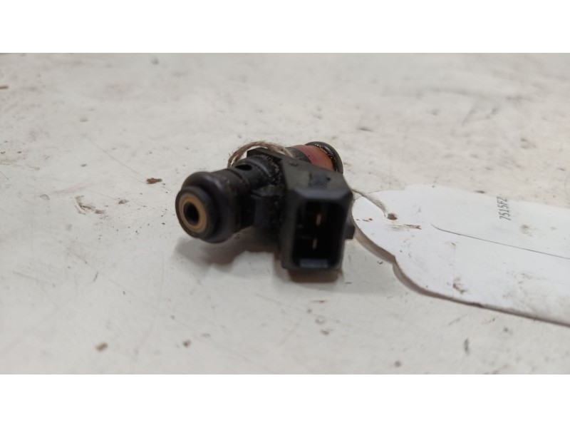 Recambio de inyector para renault grand scénic ii (jm0/1_) 1.6 referencia OEM IAM H132259  