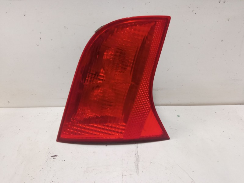 Recambio de piloto trasero porton izquierdo para audi a4 b7 avant (8ed) 2.0 tdi 16v referencia OEM IAM 8E9945093  