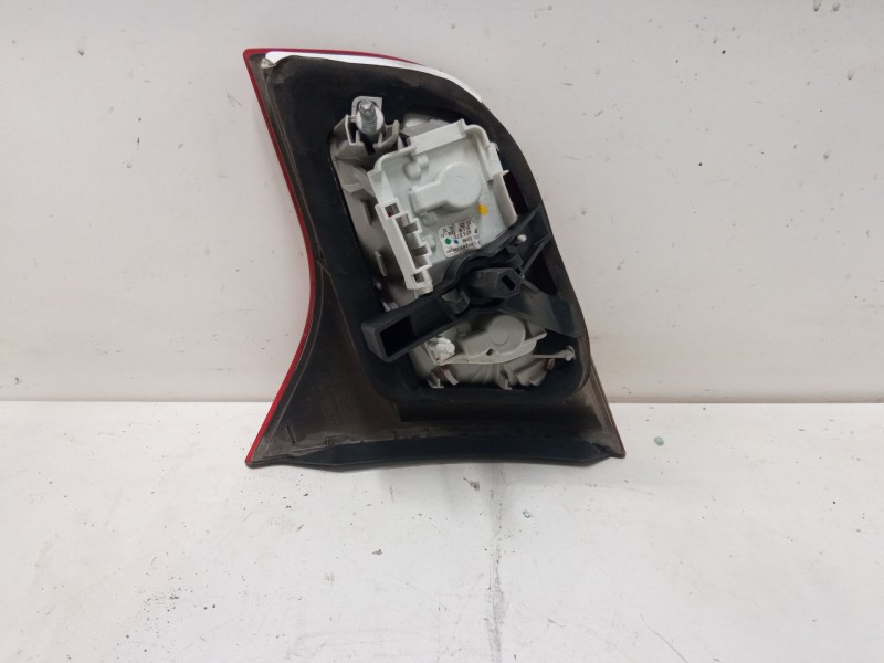 Recambio de piloto trasero porton izquierdo para audi a4 b7 avant (8ed) 2.0 tdi 16v referencia OEM IAM 8E9945093  