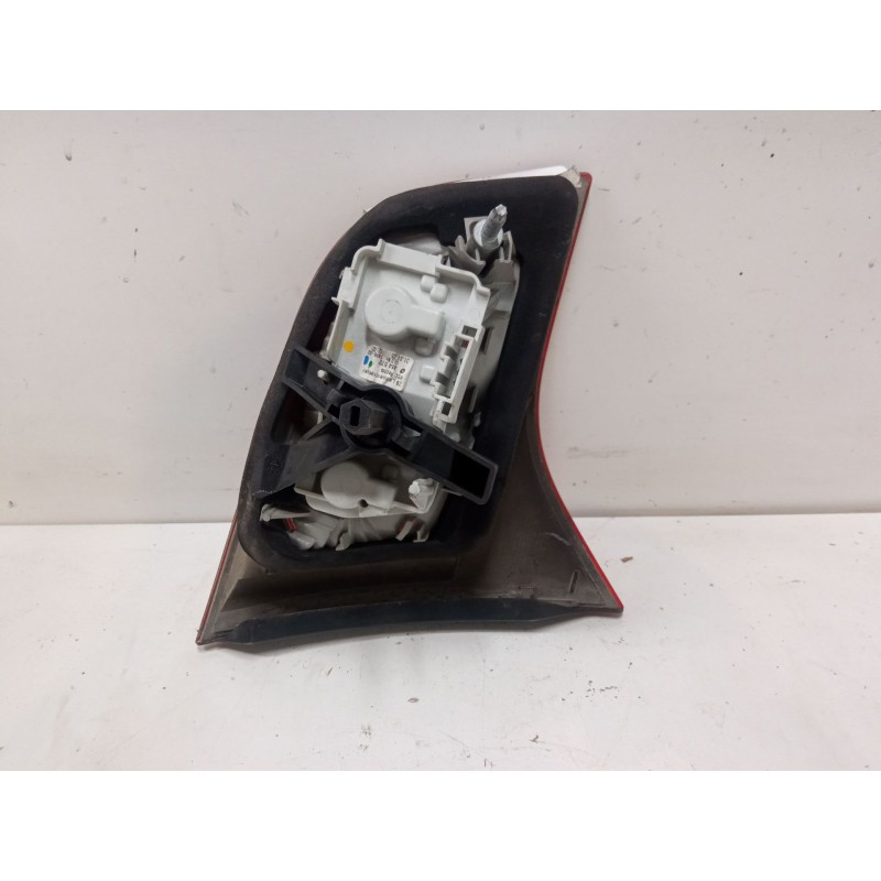 Recambio de piloto trasero porton derecho para audi a4 b7 avant (8ed) 2.0 tdi 16v referencia OEM IAM 8E9945094  